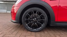 MINI Hatchback 1.5 Cooper Exclusive 3dr Auto Petrol Hatchback